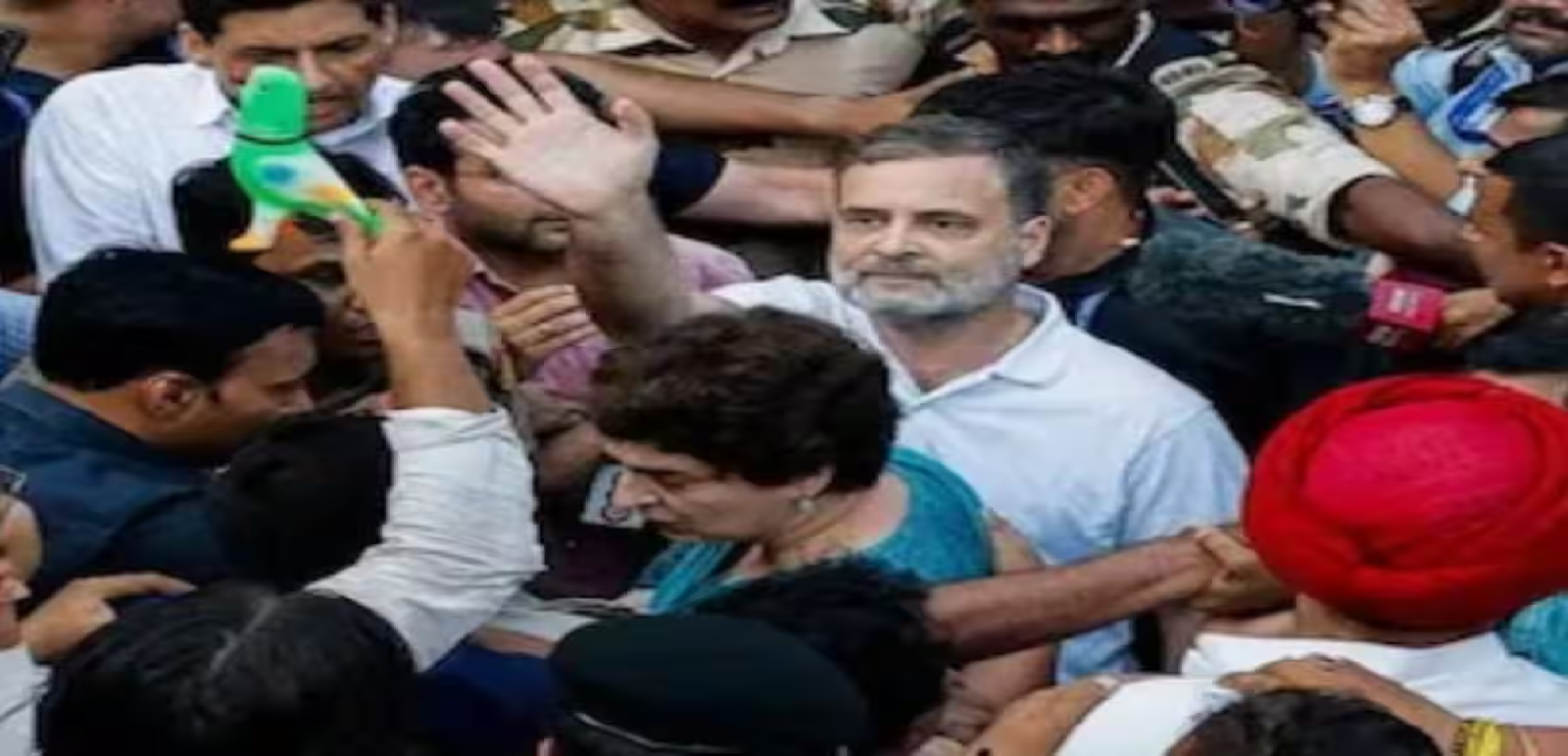 चुनाव आयोग के खिलाफ राहुल गांधी का बड़ा ऐलान, 24 घंटे के नोटिस पर देशव्यापी आंदोलन के लिए रहें तैयार! चुनाव आयोग के खिलाफ राहुल गांधी का बड़ा ऐलान, 24 घंटे के नोटिस पर देशव्यापी आंदोलन के लिए रहें तैयार!
